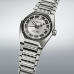 Seiko HKF002 Pose wise